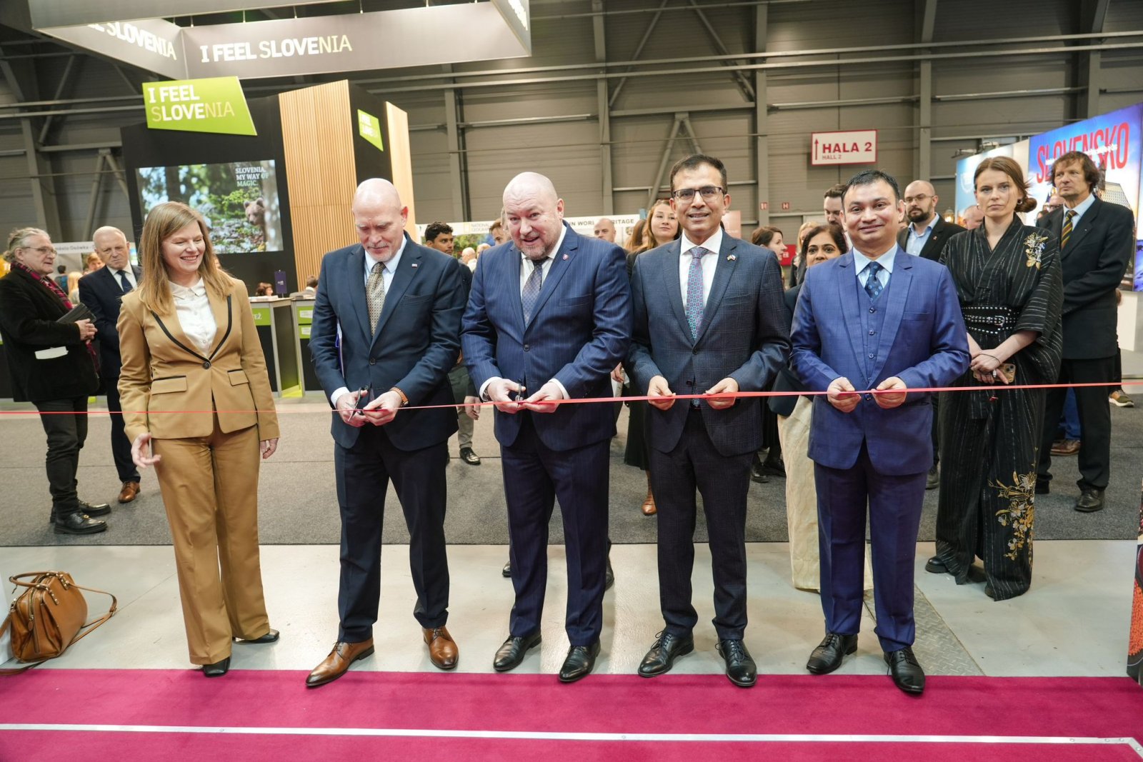 India shines at Holiday World & Region World Tourism Expo, Prague!