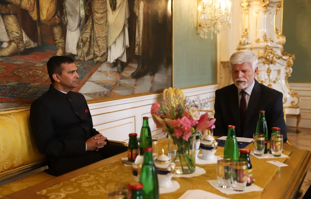 Ambassador Shri Raveesh Kumar presented his credentials to the President of the Czech Republic Petr Pavel at distinguished ceremony held at historic Prague Castle.