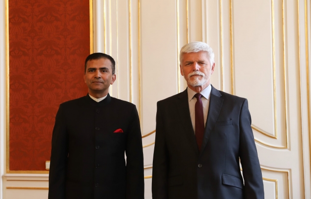 Ambassador Shri Raveesh Kumar presented his credentials to the President of the Czech Republic Petr Pavel at distinguished ceremony held at historic Prague Castle.