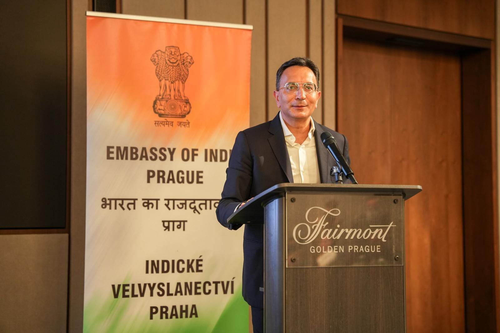 An interactive session with Minister of State for Commerce & Industry, Jitin Prasada brought together members of the Indian community and a business delegation organised by FICCI, with participation from representatives of Confederation of Indian Industry and Invest India.