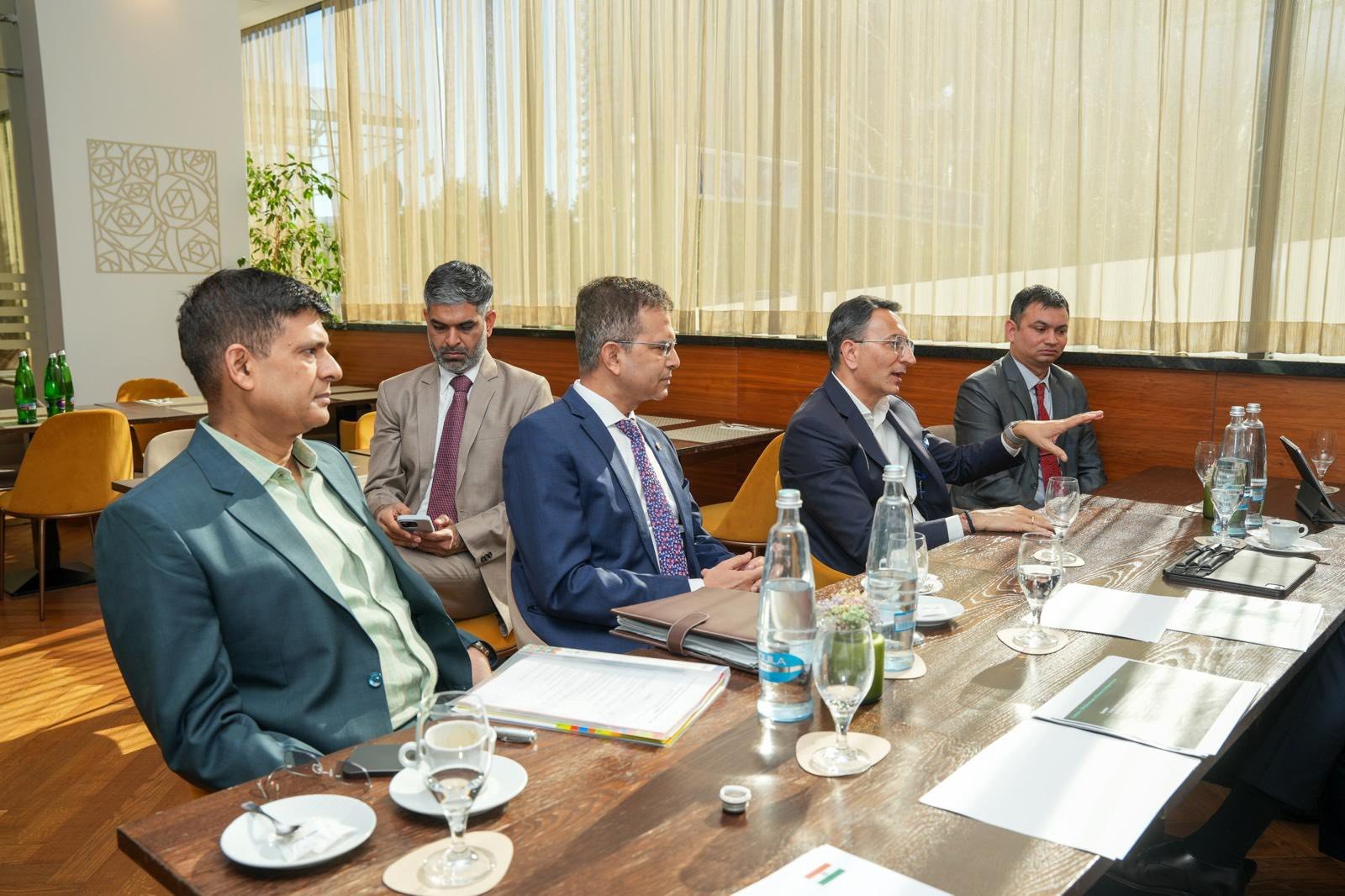 Minister of State for Commerce & Industry Jitin Prasada met with the senior leadership of Škoda Auto, led by Holger Peters, Board Member for Finance, IT & Legal, during his visit to the Czech Republic.
