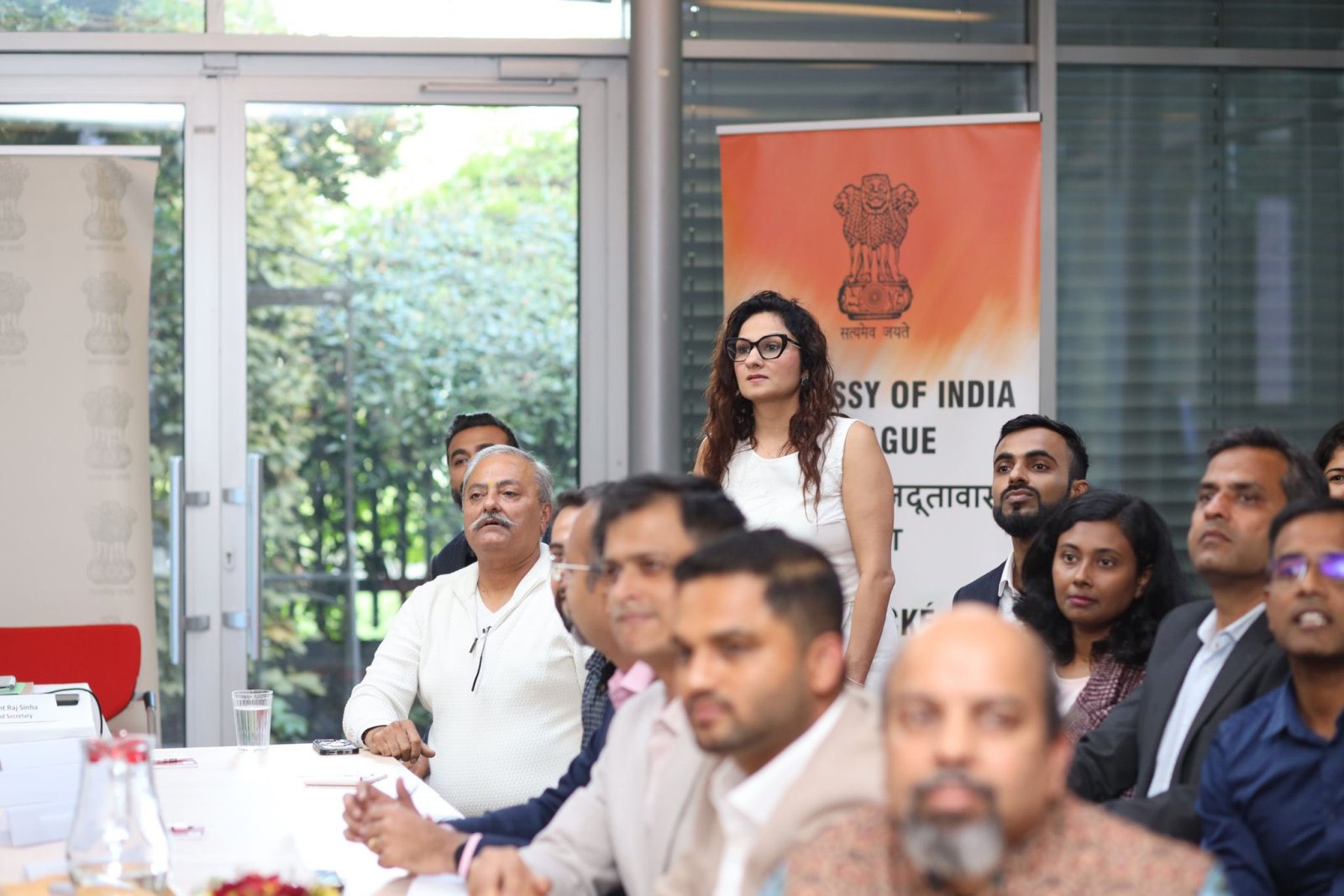 हिंदी दिवस की शुभकामनाएँ!